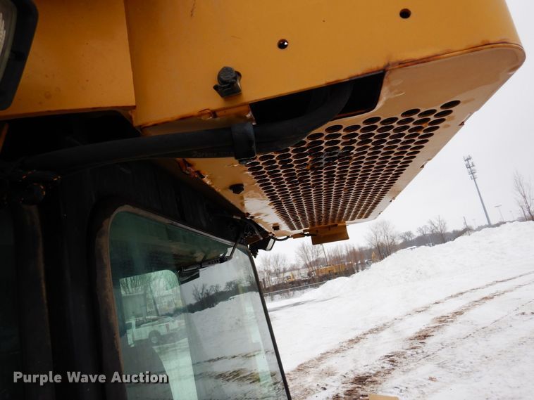 image for item KU9828 2015 Caterpillar D6T LGP  dozer