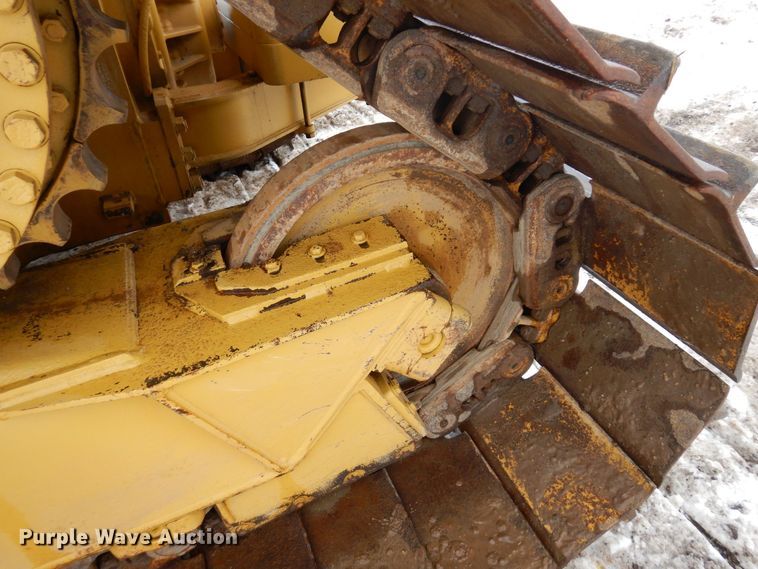 image for item KU9828 2015 Caterpillar D6T LGP  dozer