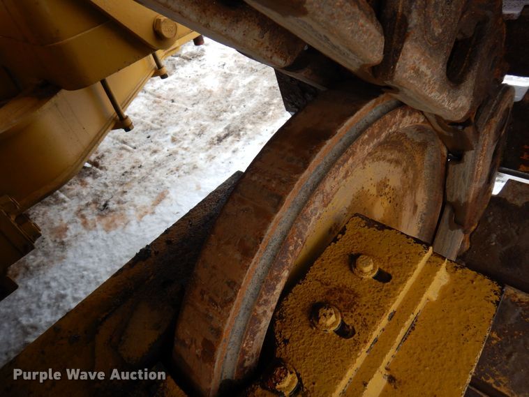 image for item KU9828 2015 Caterpillar D6T LGP  dozer