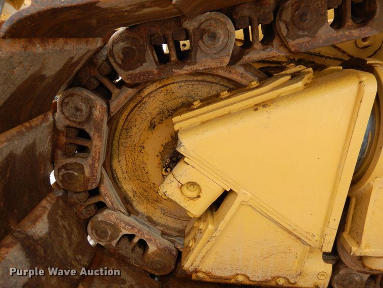 image for item KU9828 2015 Caterpillar D6T LGP  dozer