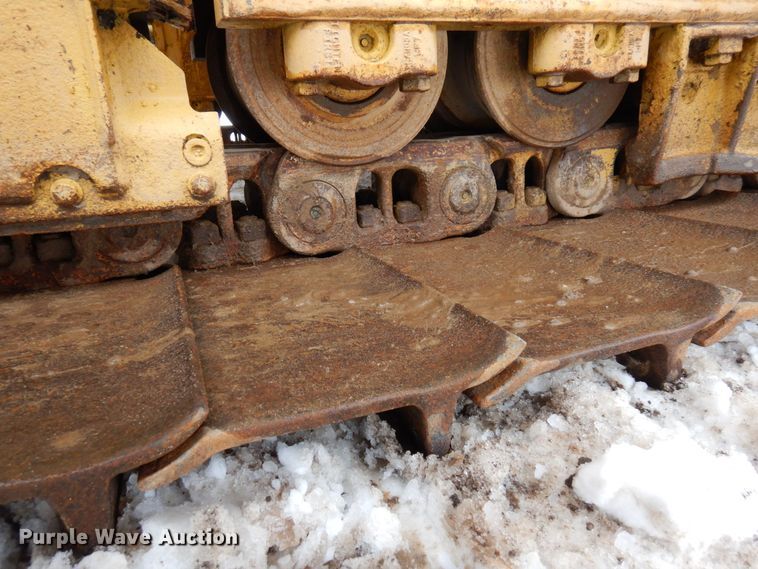 image for item KU9828 2015 Caterpillar D6T LGP  dozer