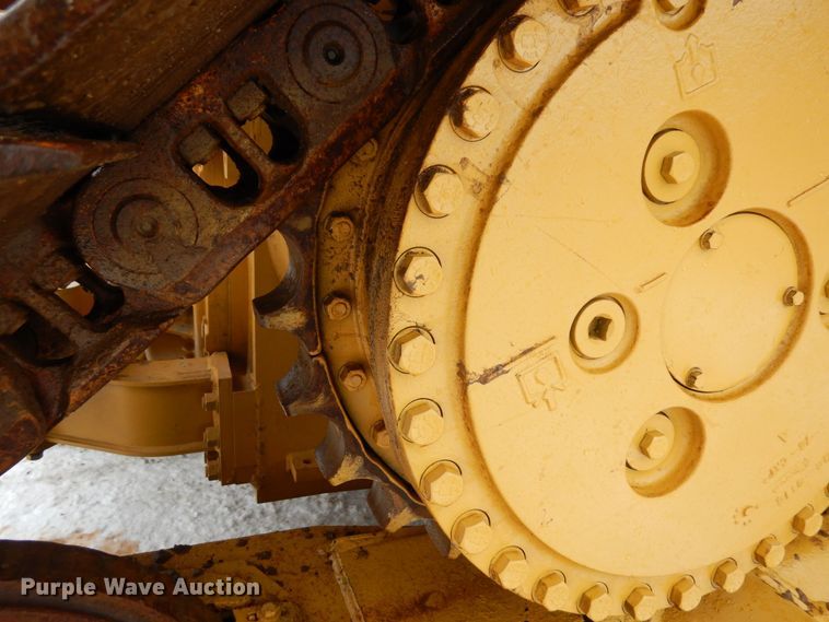 image for item KU9828 2015 Caterpillar D6T LGP  dozer