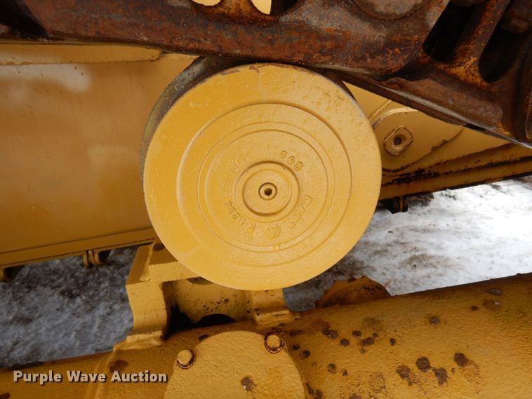 image for item KU9828 2015 Caterpillar D6T LGP  dozer