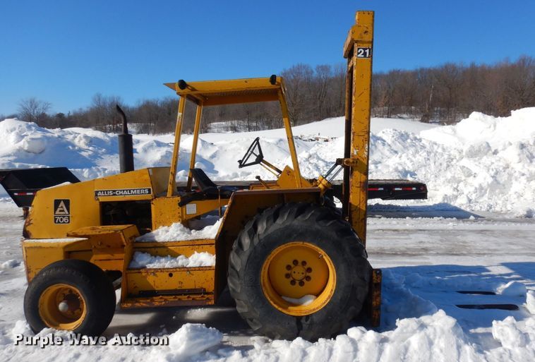 image for item KU9837 Allis Chalmers 706  forklift