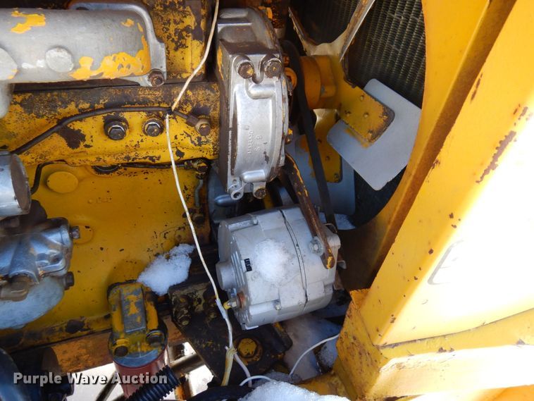 image for item KU9837 Allis Chalmers 706  forklift