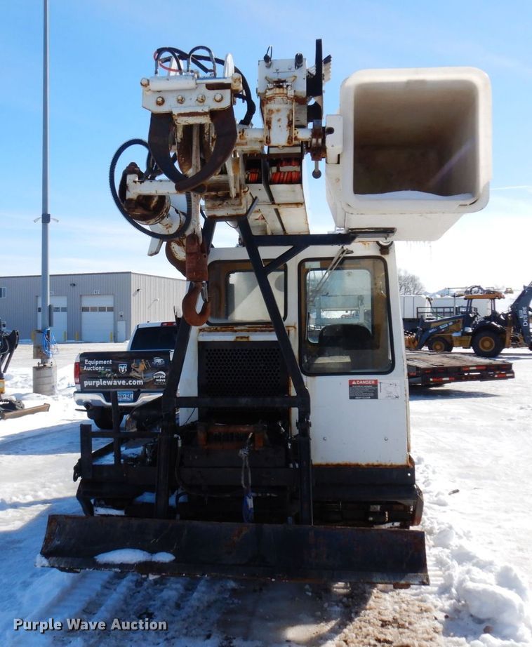 image for item KU9841 Bombardier MCD-1MC  track carrier with digger derrick