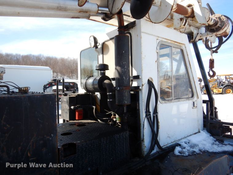 image for item KU9841 Bombardier MCD-1MC  track carrier with digger derrick