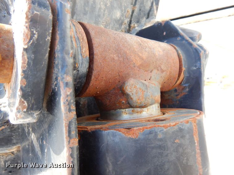 image for item KU9841 Bombardier MCD-1MC  track carrier with digger derrick