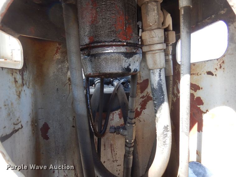 image for item KU9841 Bombardier MCD-1MC  track carrier with digger derrick