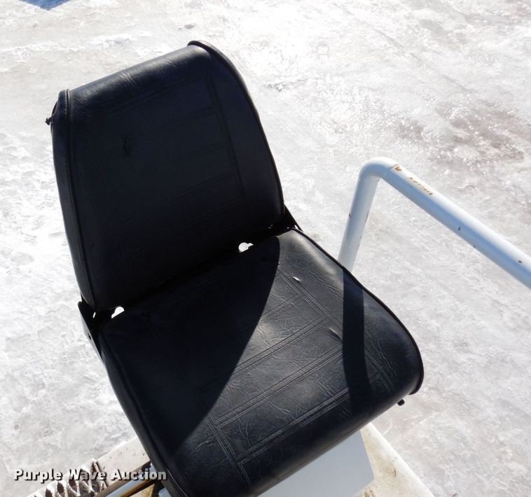 image for item KU9841 Bombardier MCD-1MC  track carrier with digger derrick