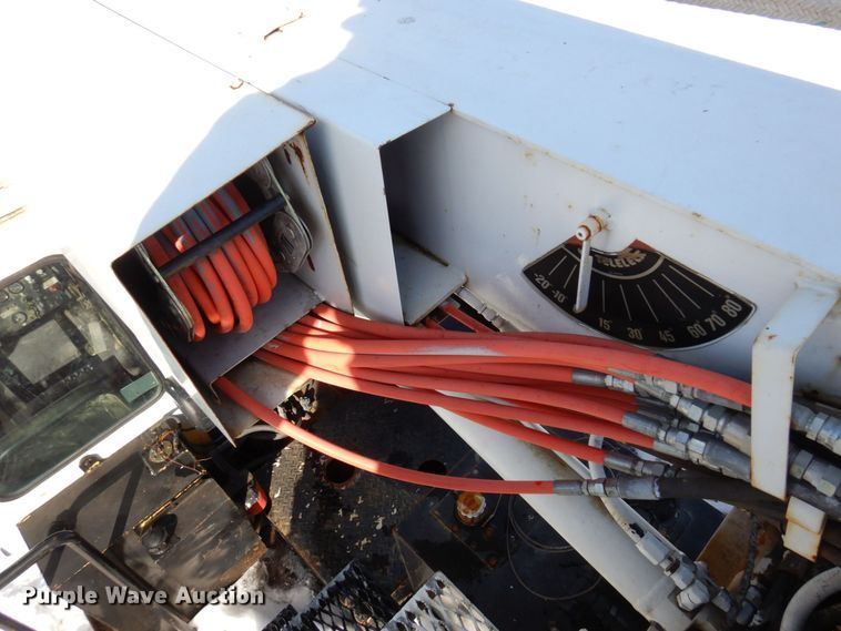 image for item KU9841 Bombardier MCD-1MC  track carrier with digger derrick