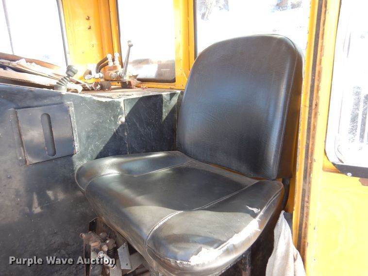 image for item KU9841 Bombardier MCD-1MC  track carrier with digger derrick