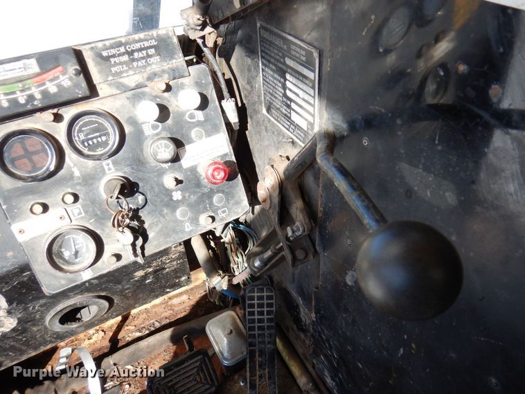 image for item KU9841 Bombardier MCD-1MC  track carrier with digger derrick