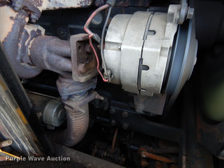 image for item KU9841 Bombardier MCD-1MC  track carrier with digger derrick