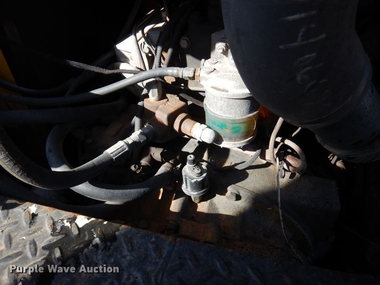 image for item KU9841 Bombardier MCD-1MC  track carrier with digger derrick