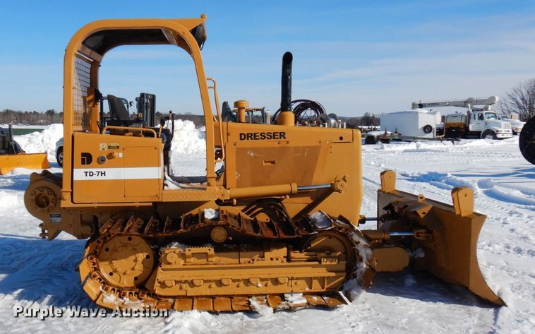 image for item KU9845 1995 Dresser TD-7H  dozer