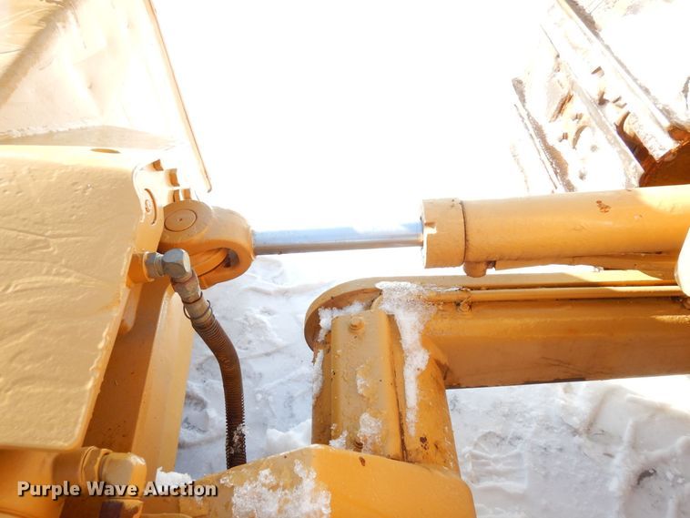 image for item KU9845 1995 Dresser TD-7H  dozer