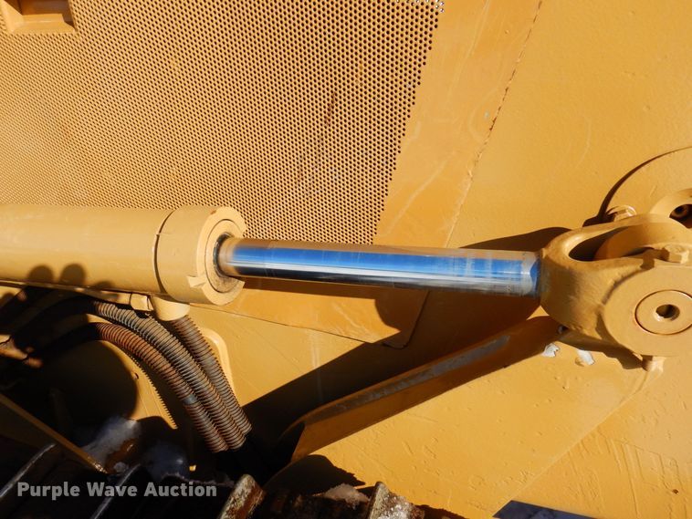 image for item KU9845 1995 Dresser TD-7H  dozer