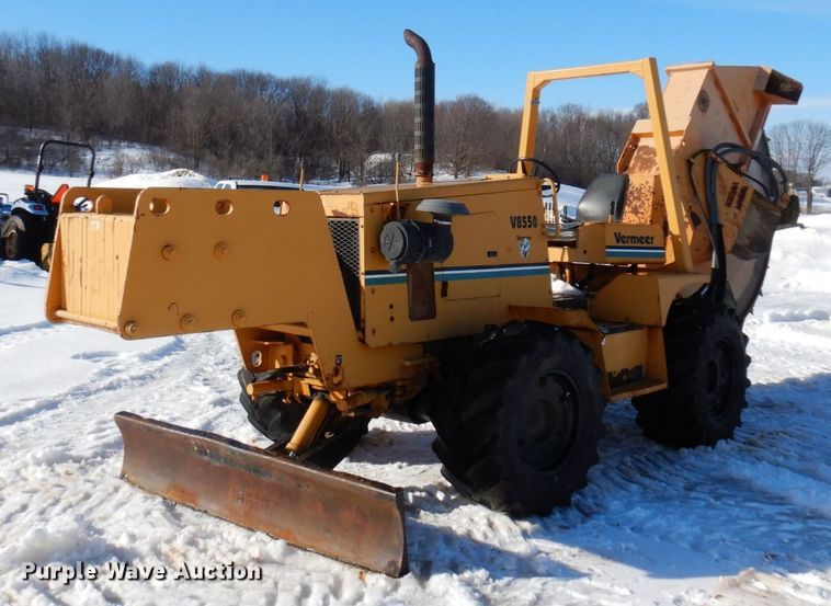 image for item KU9846 1999 Vermeer V8550A  rock saw