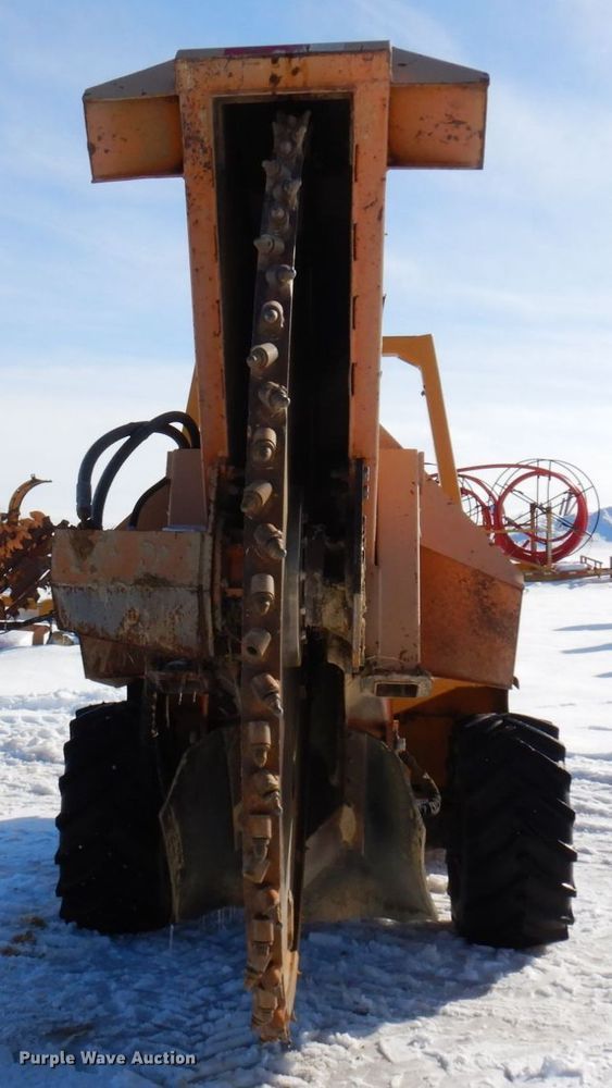 image for item KU9846 1999 Vermeer V8550A  rock saw