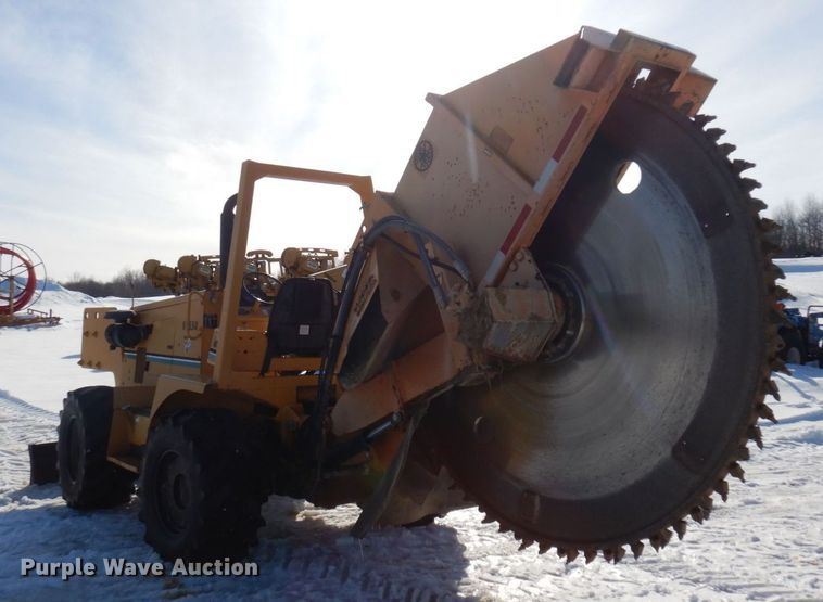 image for item KU9846 1999 Vermeer V8550A  rock saw