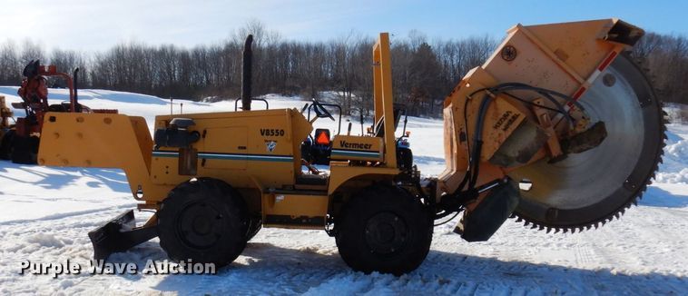 image for item KU9846 1999 Vermeer V8550A  rock saw