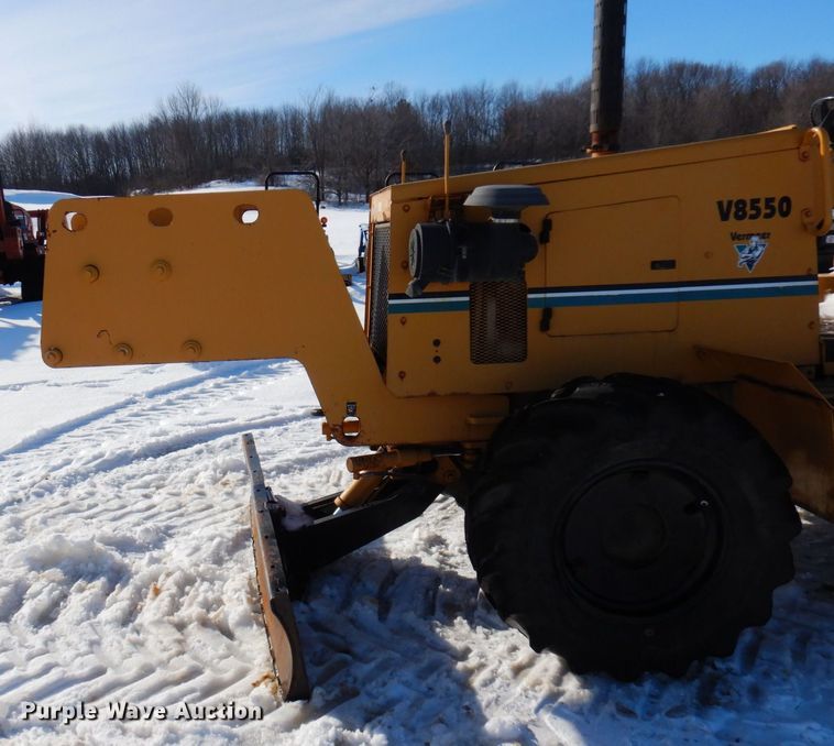 image for item KU9846 1999 Vermeer V8550A  rock saw