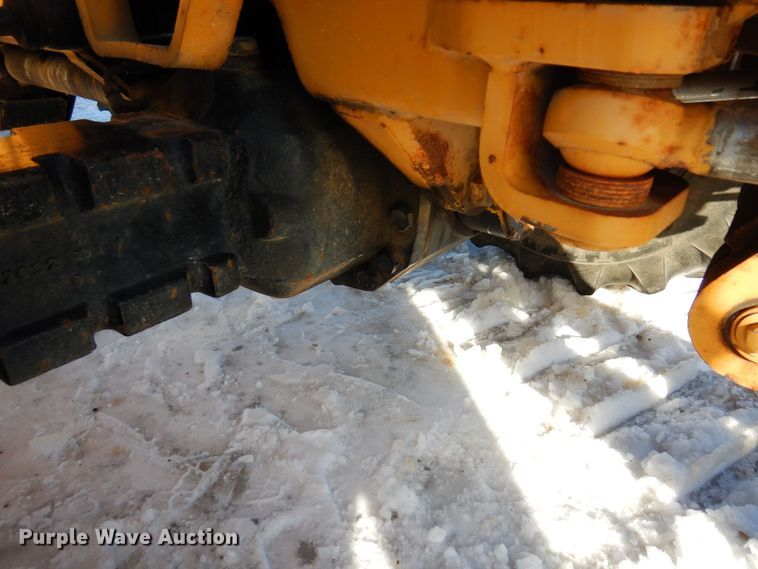 image for item KU9846 1999 Vermeer V8550A  rock saw