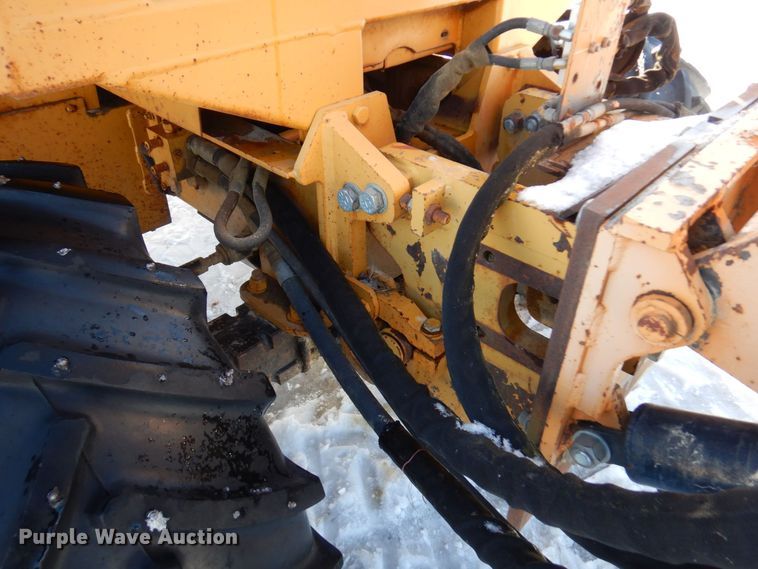 image for item KU9846 1999 Vermeer V8550A  rock saw