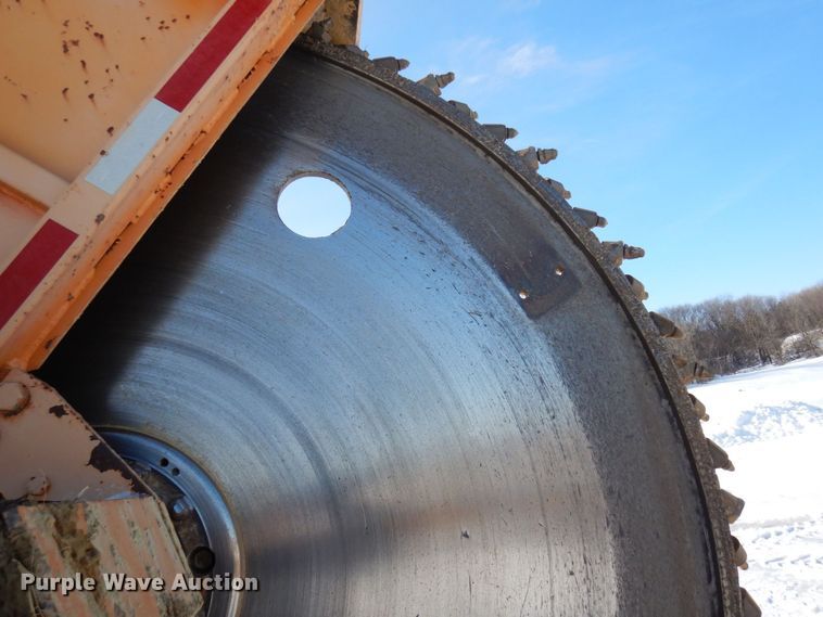 image for item KU9846 1999 Vermeer V8550A  rock saw