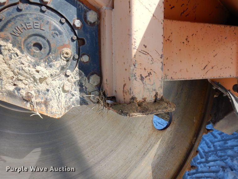 image for item KU9846 1999 Vermeer V8550A  rock saw