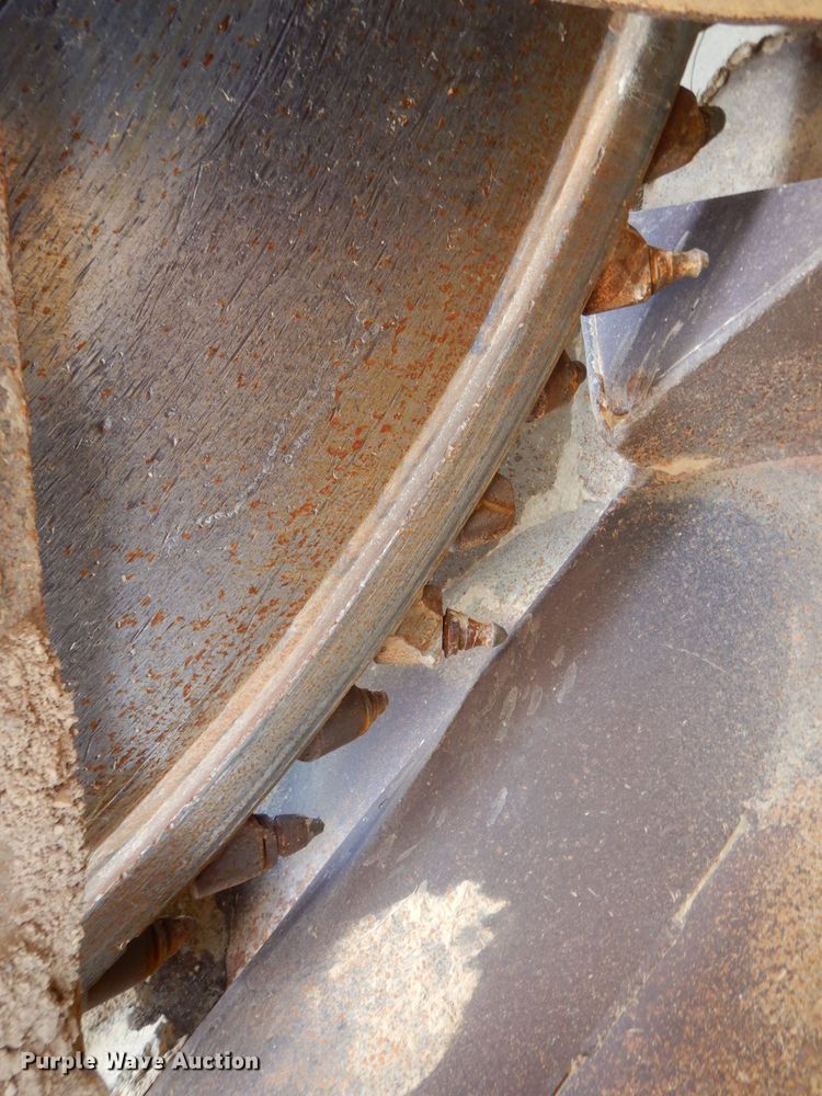 image for item KU9846 1999 Vermeer V8550A  rock saw