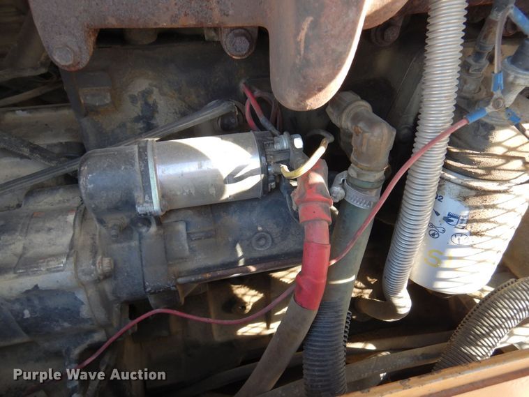 image for item KU9846 1999 Vermeer V8550A  rock saw