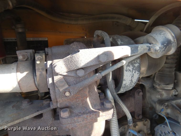 image for item KU9846 1999 Vermeer V8550A  rock saw