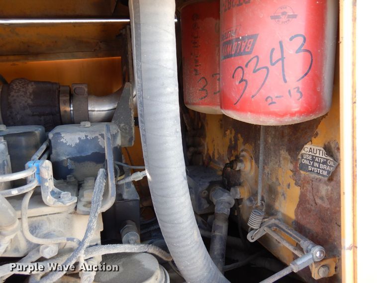 image for item KU9846 1999 Vermeer V8550A  rock saw