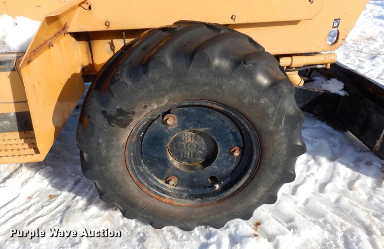 image for item KU9846 1999 Vermeer V8550A  rock saw