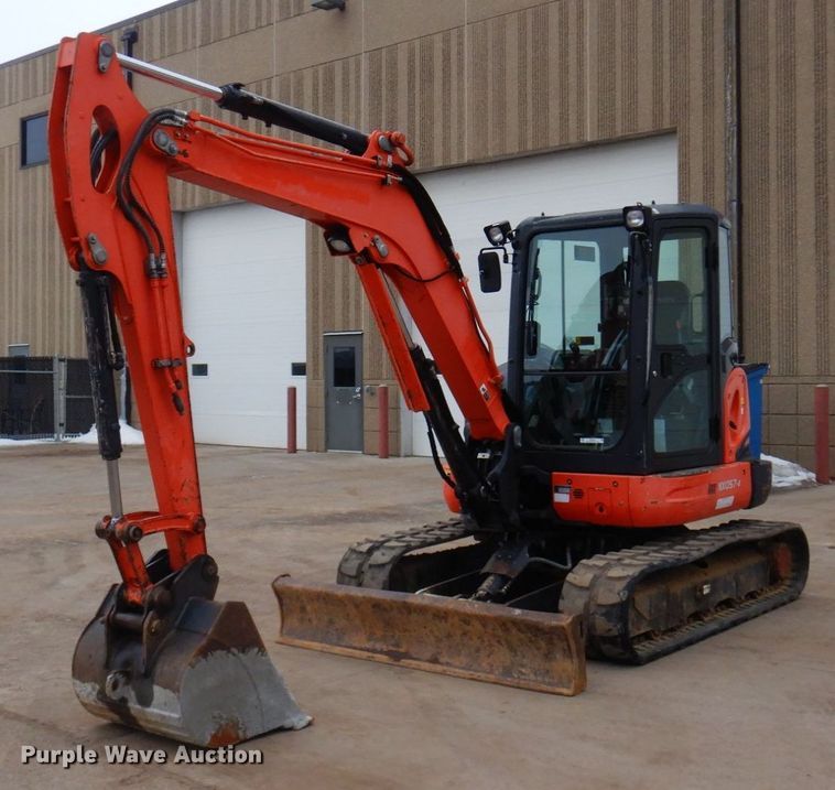 image for item KU9847 2014 Kubota KX057-4  mini excavator