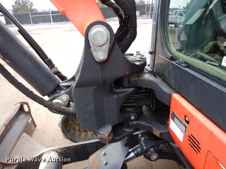 image for item KU9847 2014 Kubota KX057-4  mini excavator