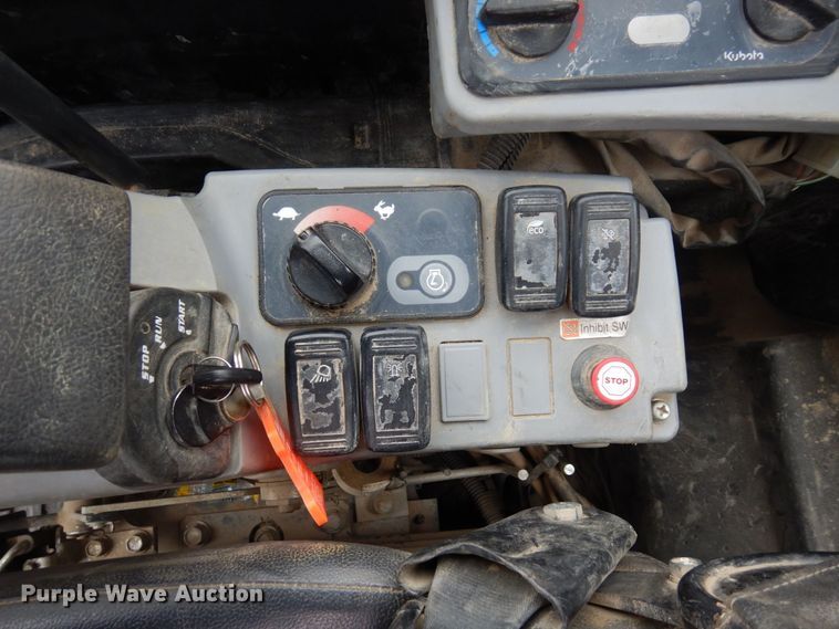 image for item KU9847 2014 Kubota KX057-4  mini excavator