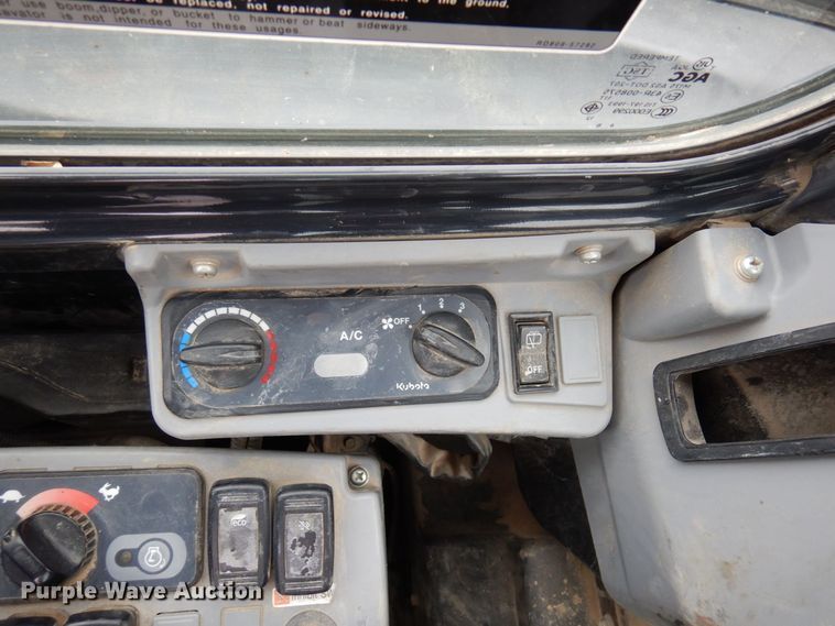 image for item KU9847 2014 Kubota KX057-4  mini excavator