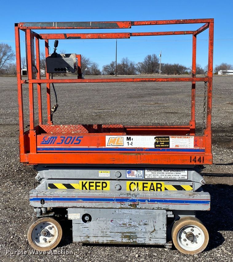 image for item KW9000 1994 Skyjack SJM3015  scissor lift