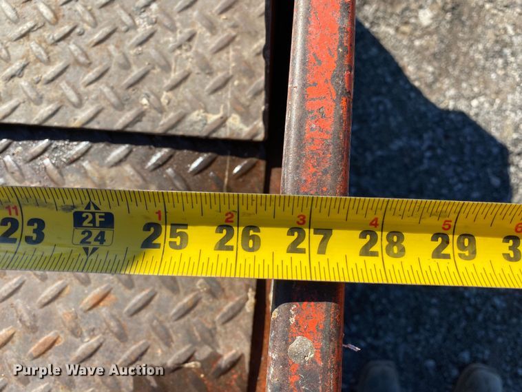 image for item KW9000 1994 Skyjack SJM3015  scissor lift