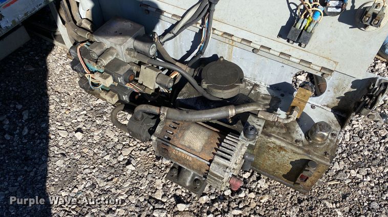 image for item KW9000 1994 Skyjack SJM3015  scissor lift