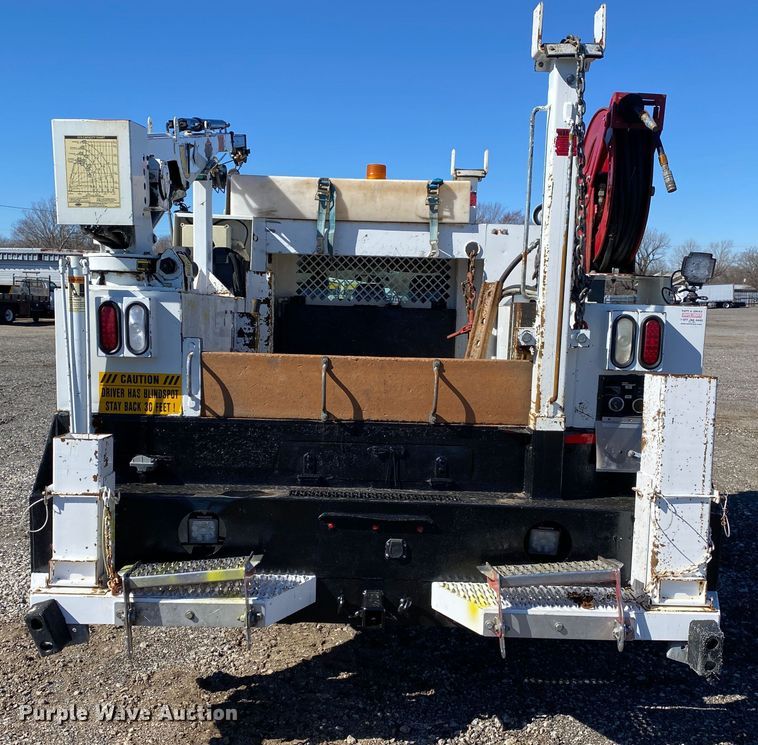 image for item KW9007 2013 Ford F550 Super Duty  Crew Cab utility / service truck