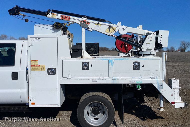 image for item KW9007 2013 Ford F550 Super Duty  Crew Cab utility / service truck