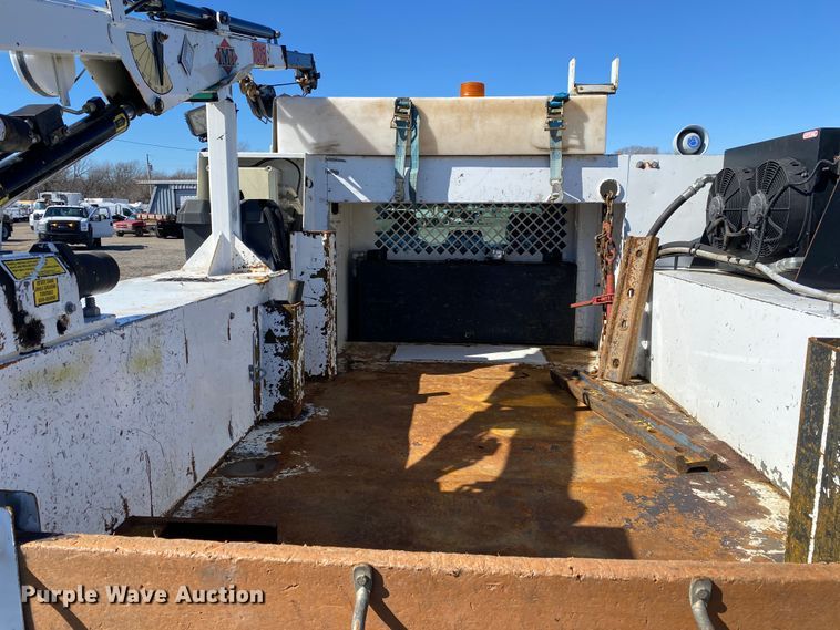 image for item KW9007 2013 Ford F550 Super Duty  Crew Cab utility / service truck