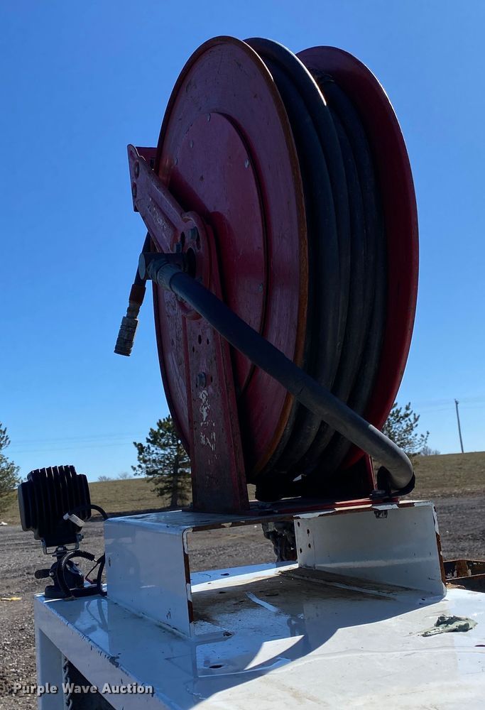 image for item KW9007 2013 Ford F550 Super Duty  Crew Cab utility / service truck