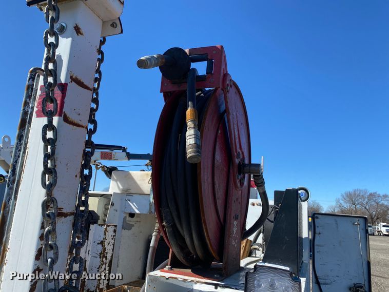 image for item KW9007 2013 Ford F550 Super Duty  Crew Cab utility / service truck