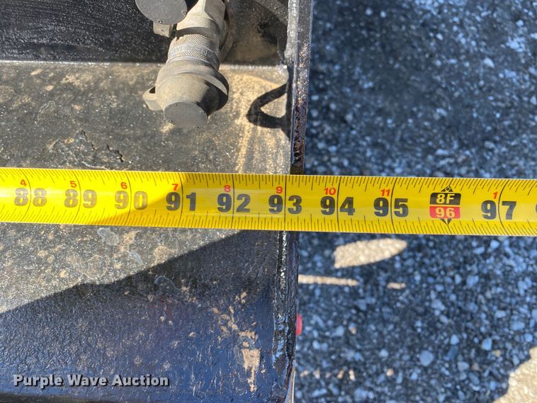 image for item KW9007 2013 Ford F550 Super Duty  Crew Cab utility / service truck