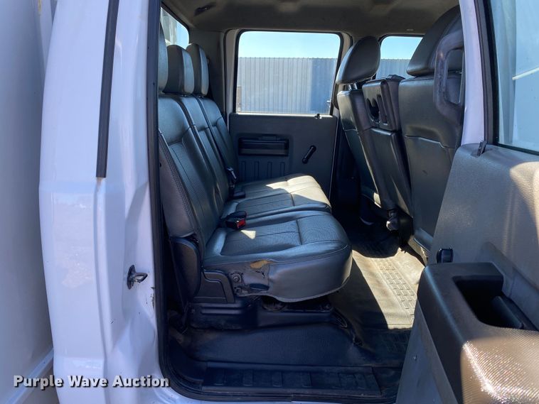 image for item KW9007 2013 Ford F550 Super Duty  Crew Cab utility / service truck